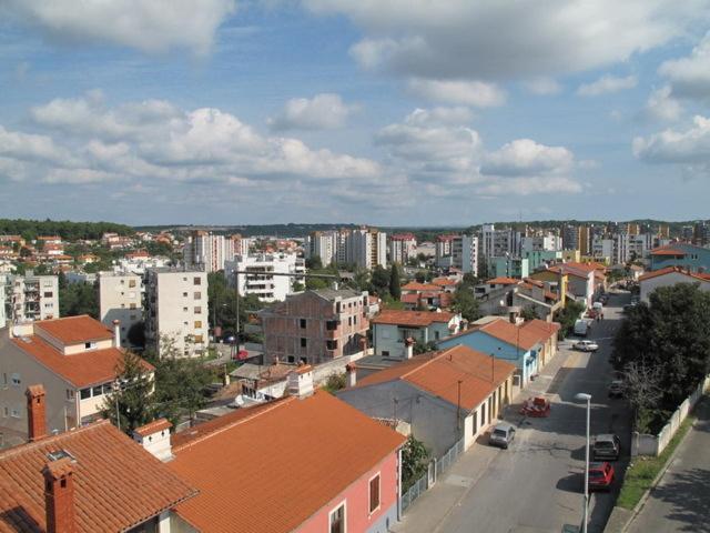 Apartment Pula Center - Near The Central Bus Station Экстерьер фото
