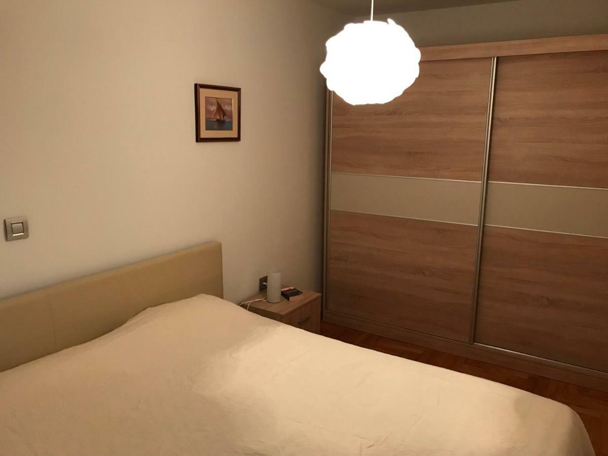 Apartment Pula Center With Private Parking Экстерьер фото